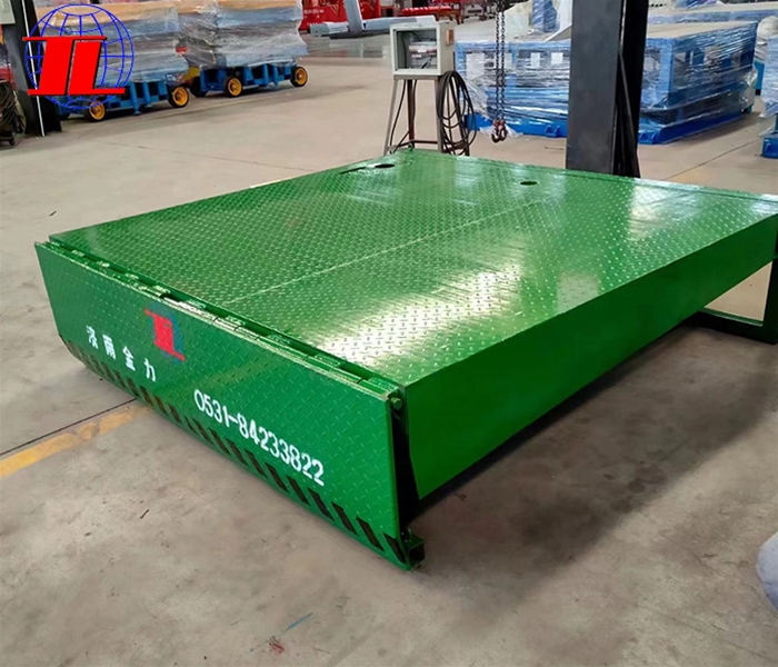 月台用固定式登车桥